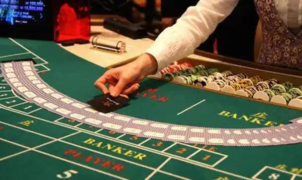 Giao diện Bingo trực tuyến kubet77 với phòng chơi và quay số may mắn sôi động